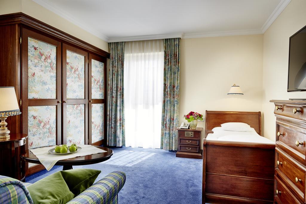 Hotel Hirlanda Zürs Camera foto