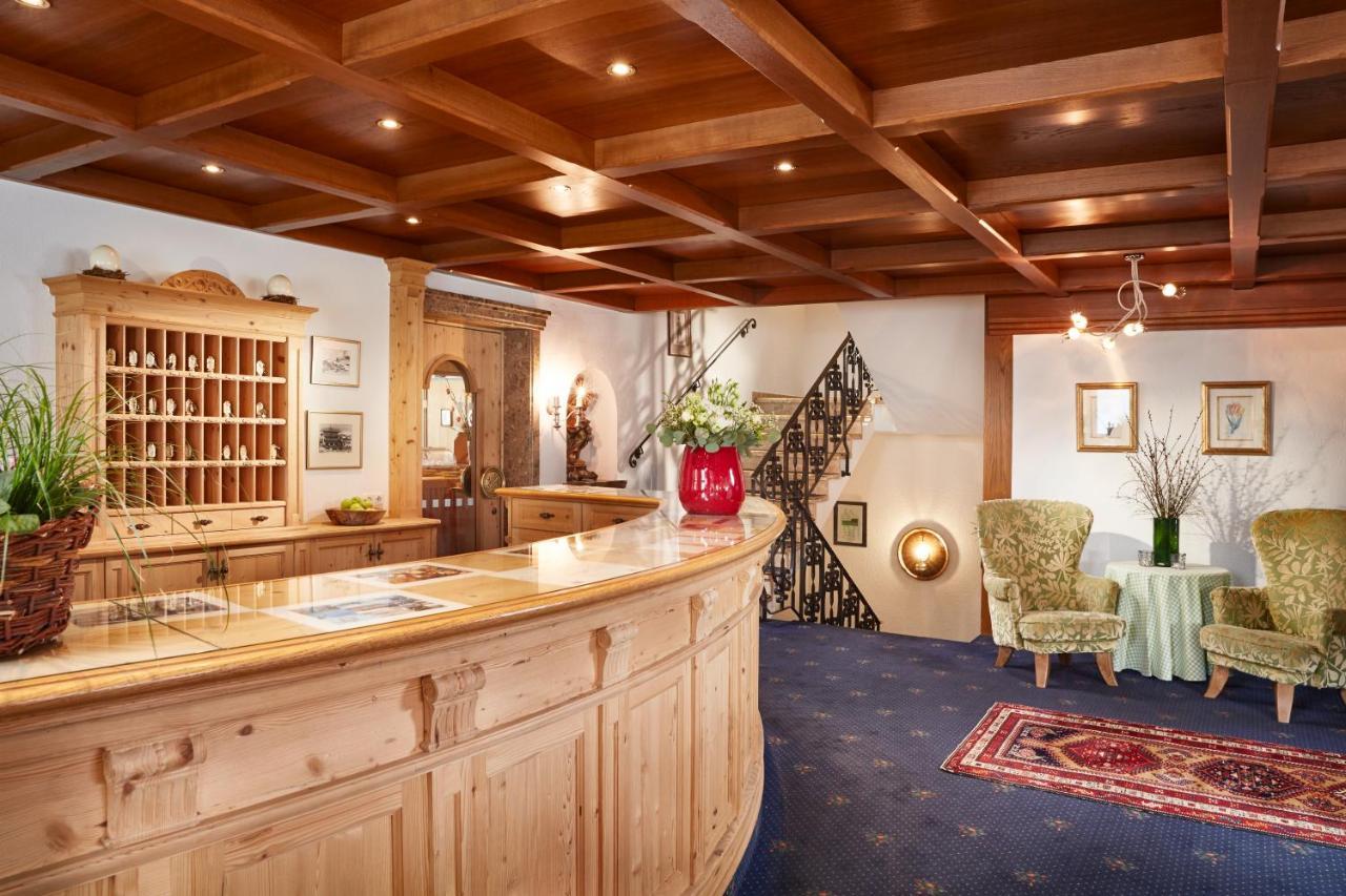 Hotel Hirlanda Zürs Esterno foto