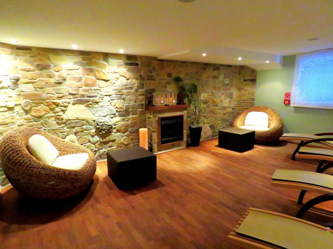 Hotel Hirlanda Zürs Esterno foto