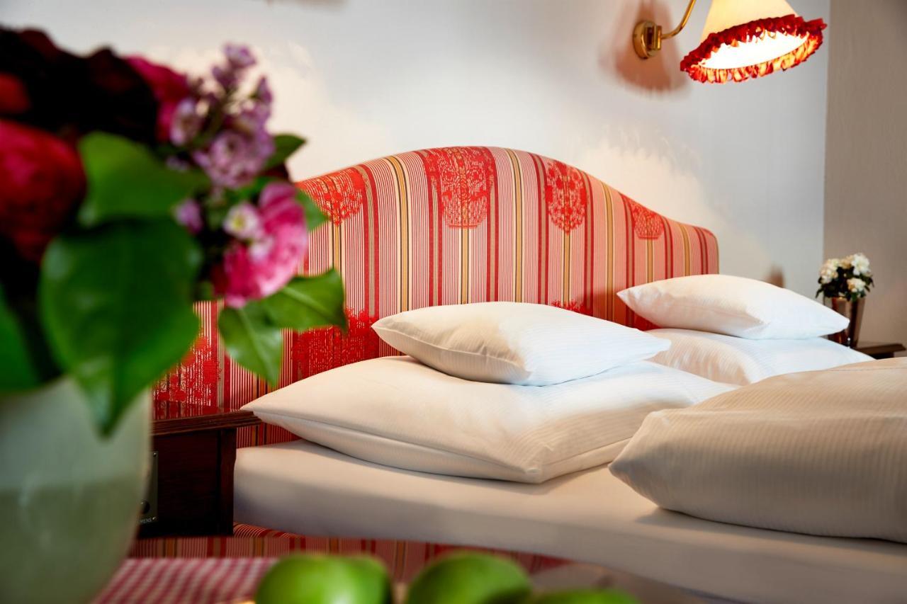 Hotel Hirlanda Zürs Esterno foto